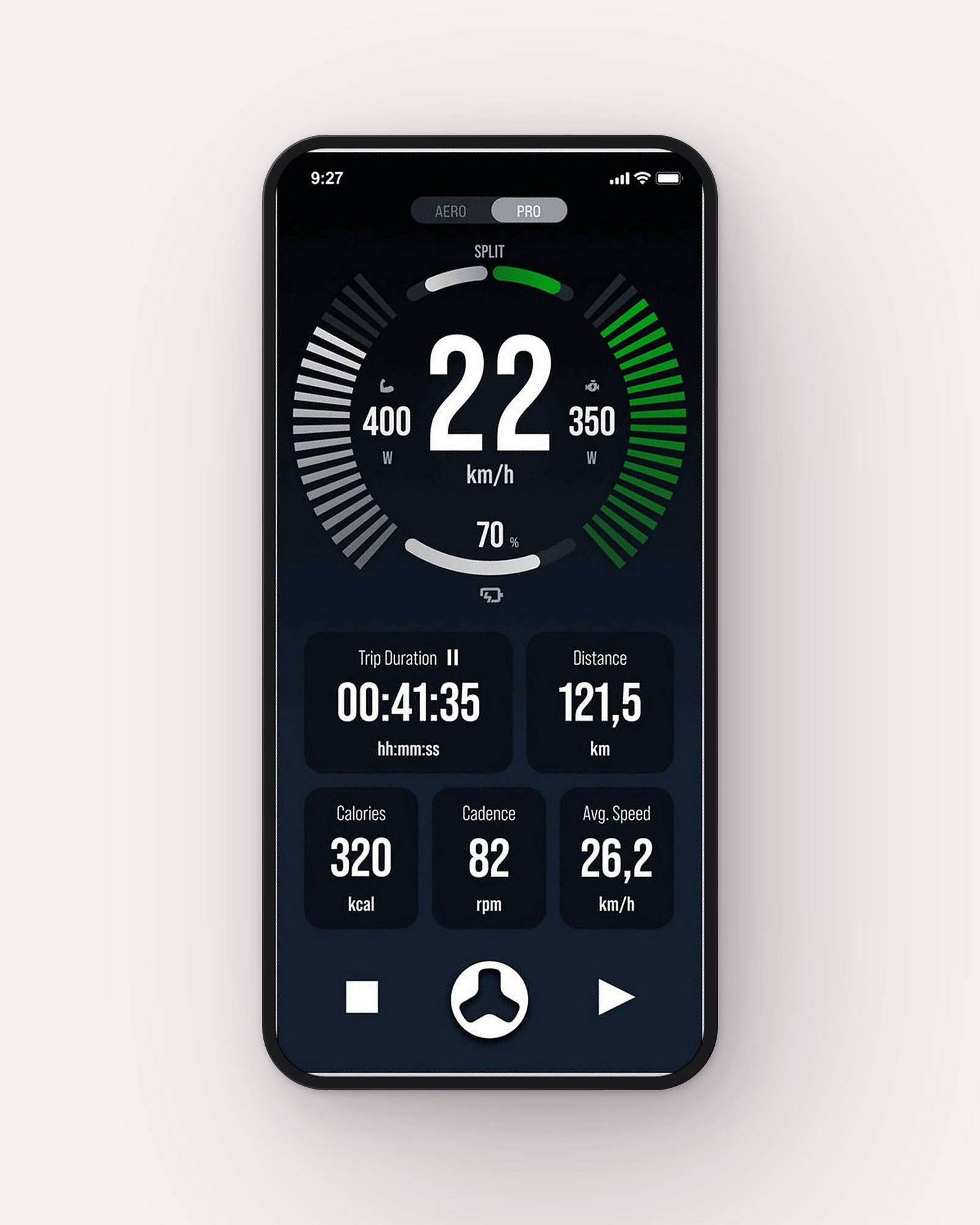 FAZUA Ride App auf einem Smartphone: Geschwindigkeit, Leistung und Fahrtdaten